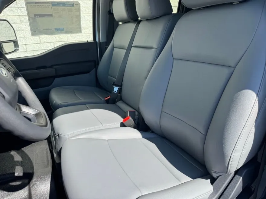 2026 Ford F-550 photo 1