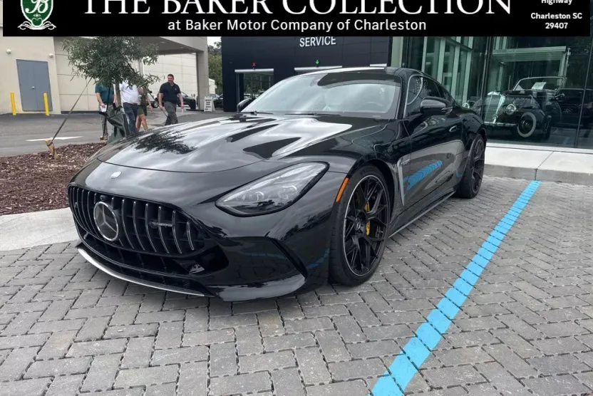 2025 Mercedes Benz AMG GT photo 1