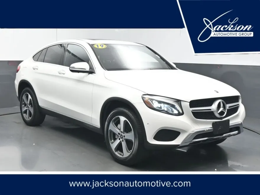 2019 Mercedes Benz GLC 300 4MATIC Coupe photo 1