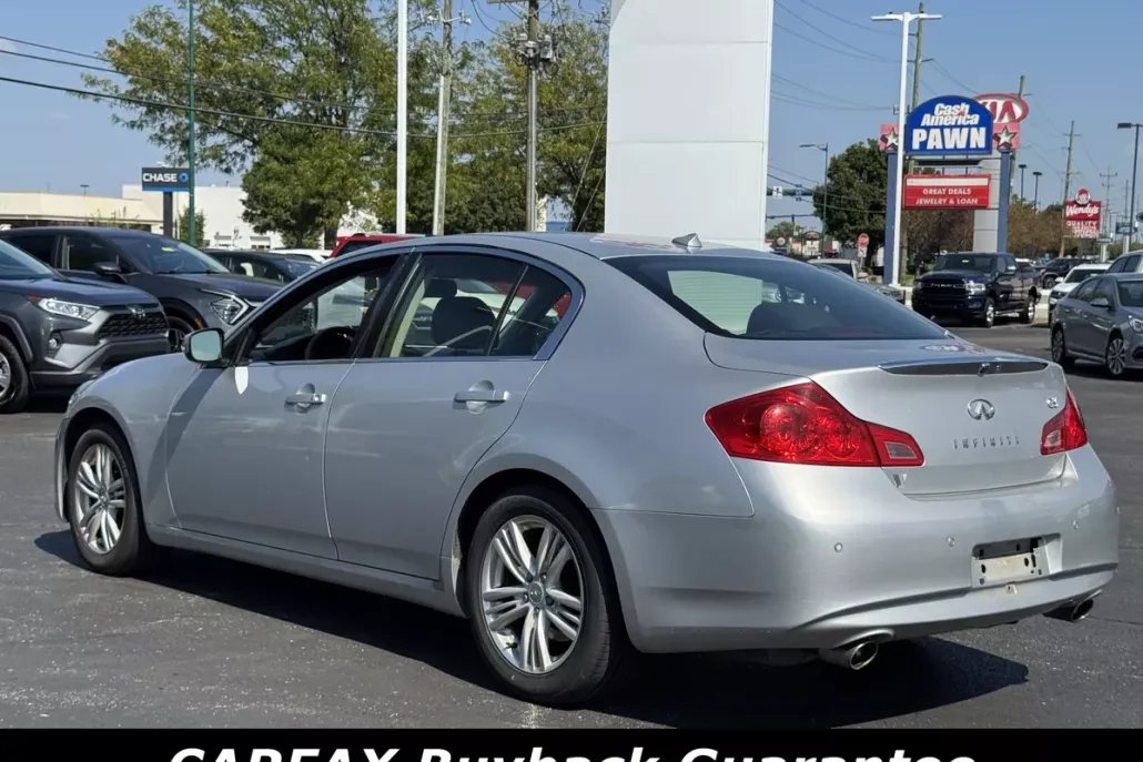 2011 Infiniti G37 Journey photo 1