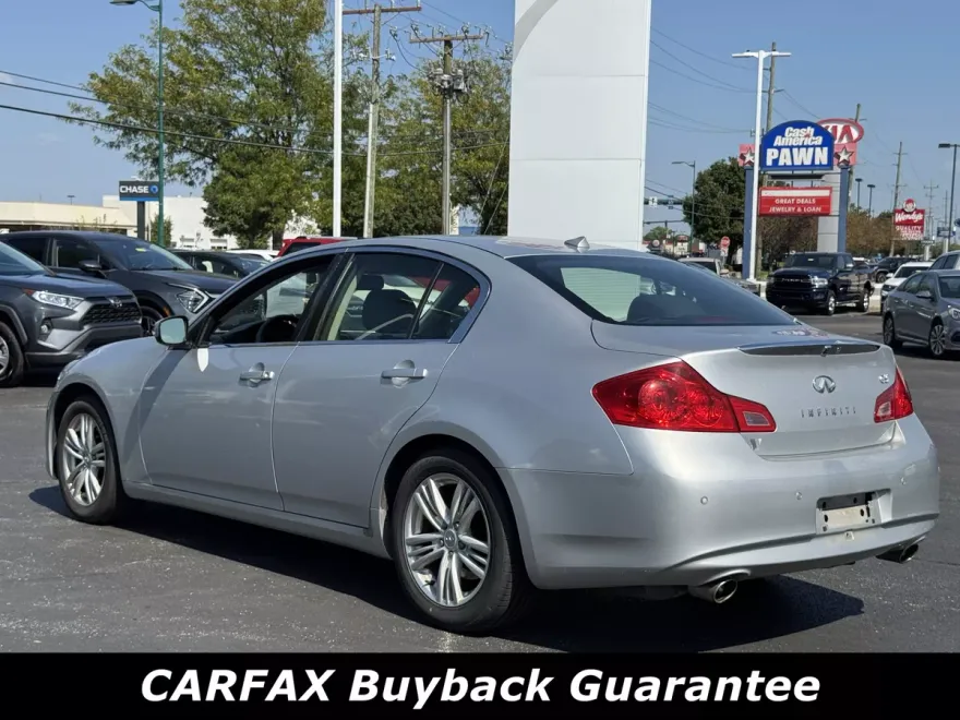2011 Infiniti G37 Journey photo 1