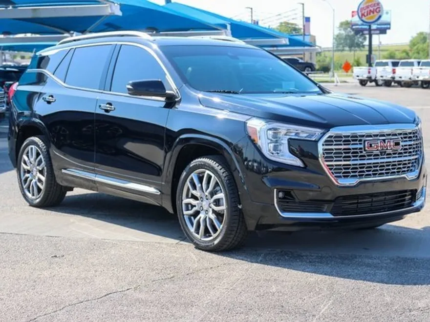 2023 Gmc Terrain Denali photo 1