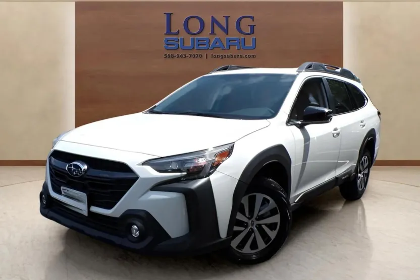 2025 Subaru Outback Premium photo 1