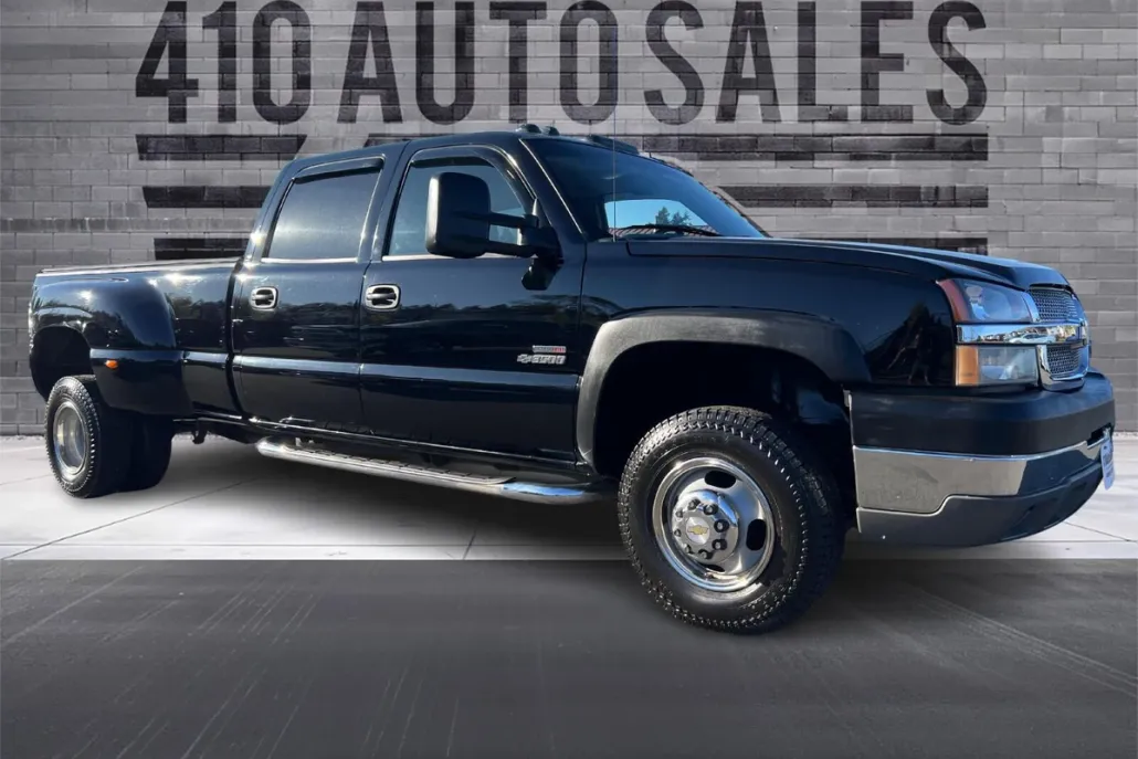 2004 Chevrolet Silverado 3500HD photo 1