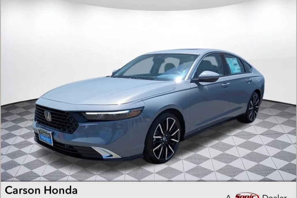 2025 Honda Accord Hybrid Touring photo 1