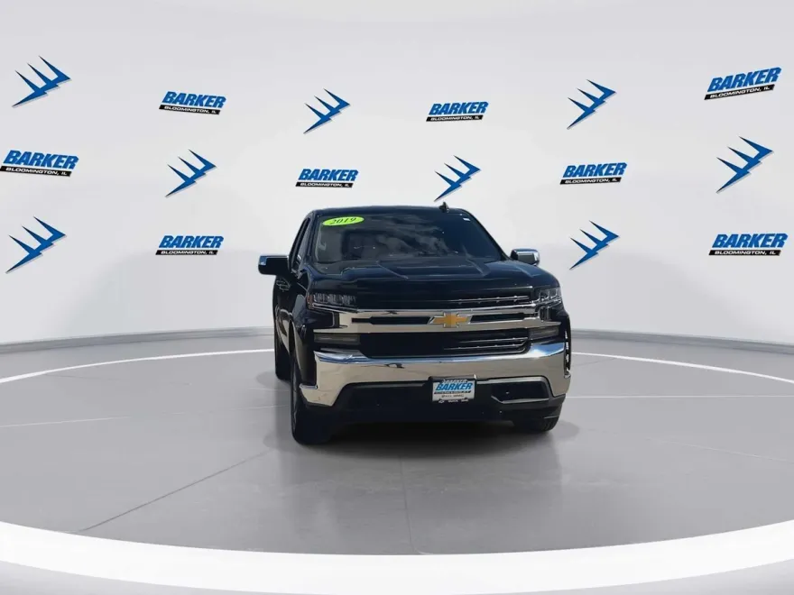 2019 Chevrolet Silverado 1500 LT photo 1