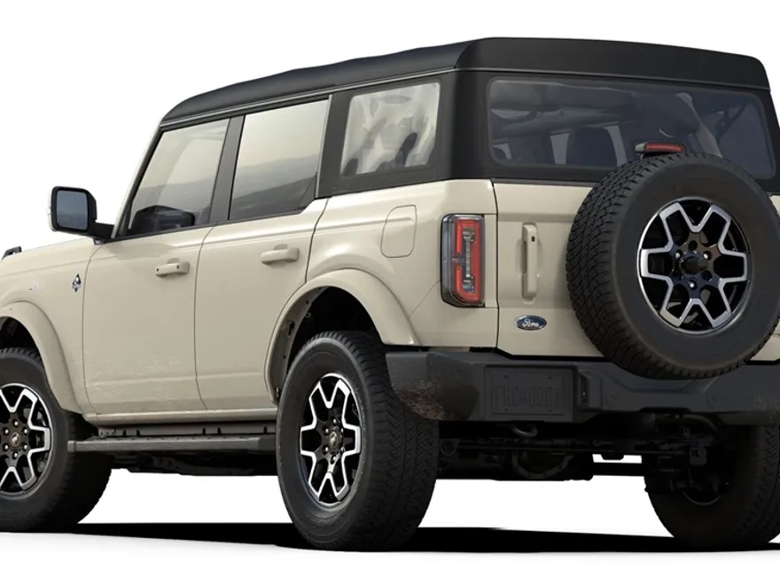 2025 Ford Bronco Outer Banks photo 1