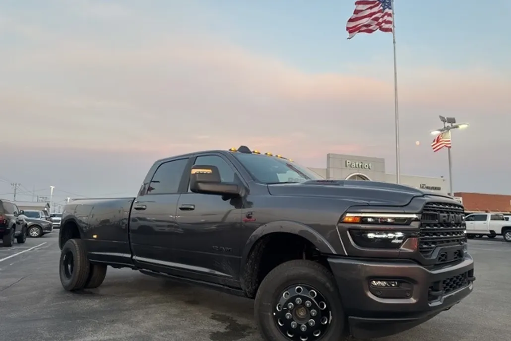 2025 Ram 3500 Limited photo 1