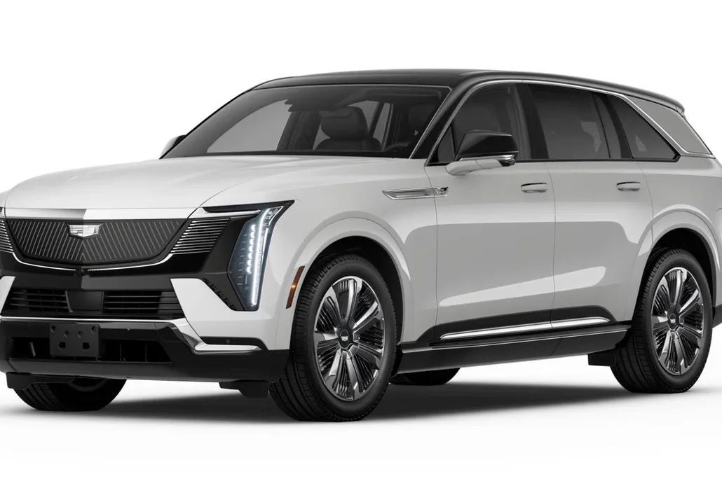2025 Cadillac Escalade IQ Luxury photo 1