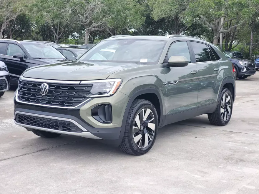 2026 Volkswagen Atlas Cross Sport SE Technology photo 1
