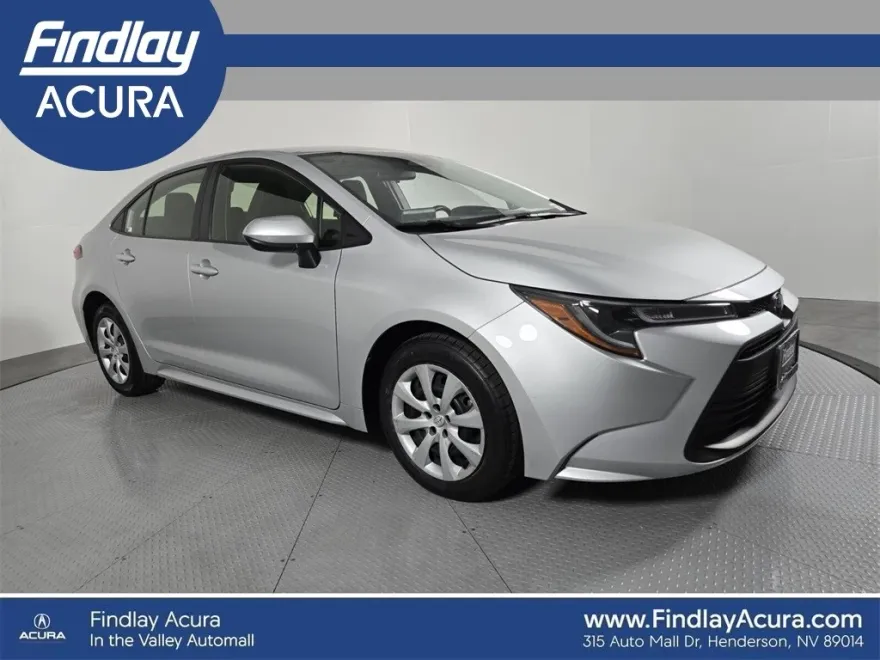 2023 Toyota Corolla LE photo 1