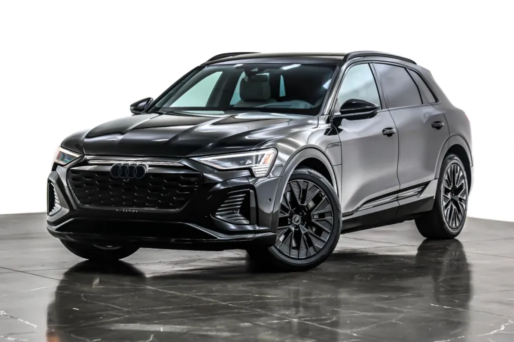 2024 Audi Q8 E-tron Prestige photo 1