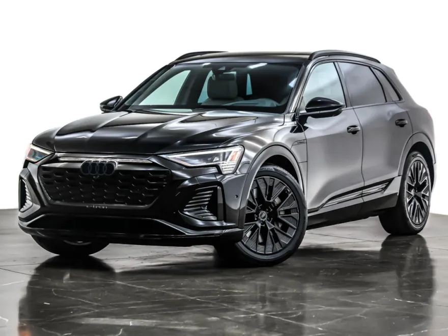 2024 Audi Q8 E-tron Prestige photo 1