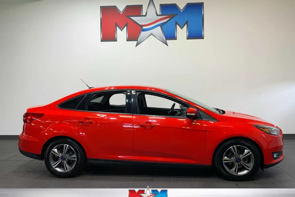 2016 Ford Focus SE photo 1