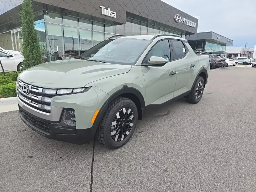 2025 Hyundai Santa Cruz SEL photo 1