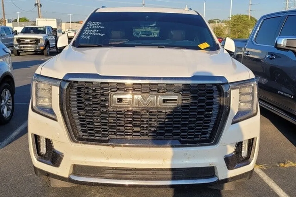 2023 Gmc Yukon XL Denali Ultimate photo 1