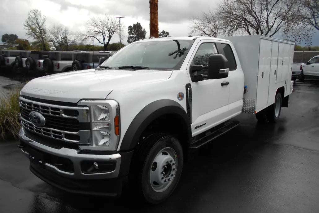 2025 Ford F-550 XL photo 1