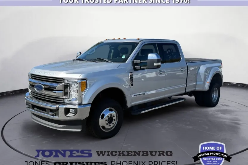 2017 Ford F-350 XLT photo 1