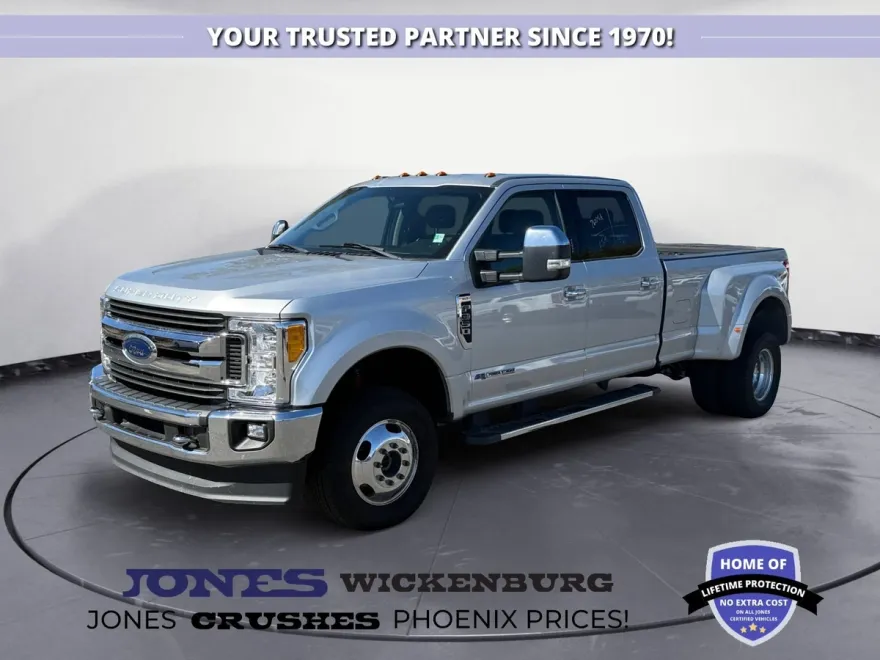 2017 Ford F-350 XLT photo 1