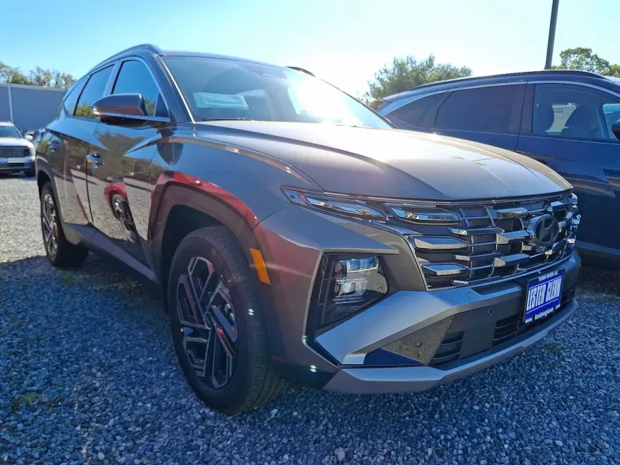 2025 Hyundai Tucson Hybrid Limited photo 1