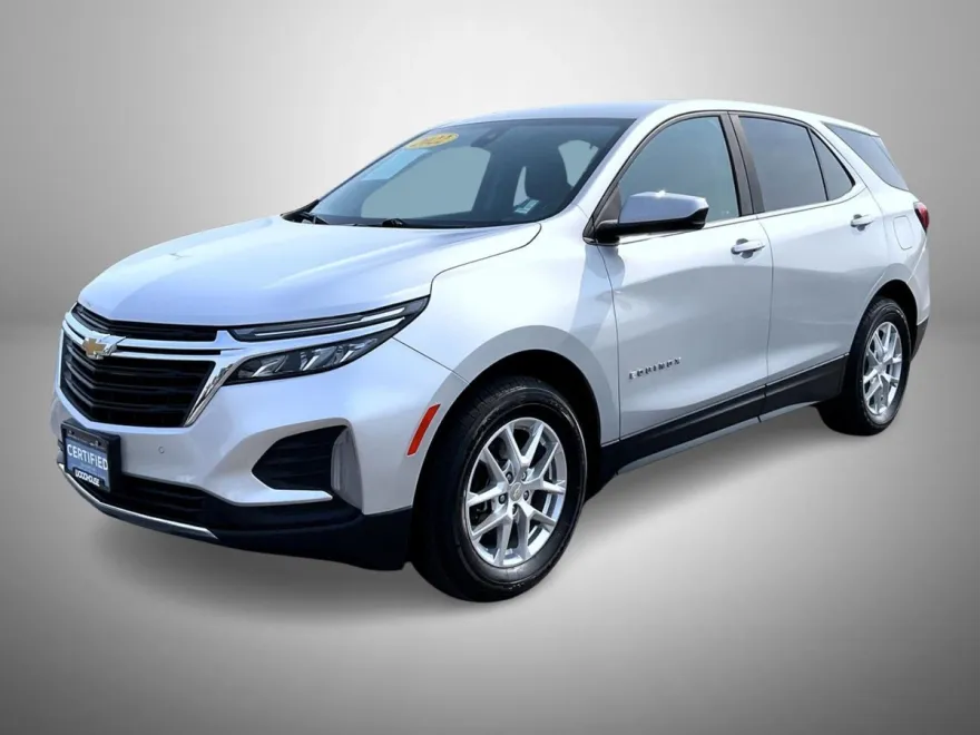 2022 Chevrolet Equinox LT photo 1