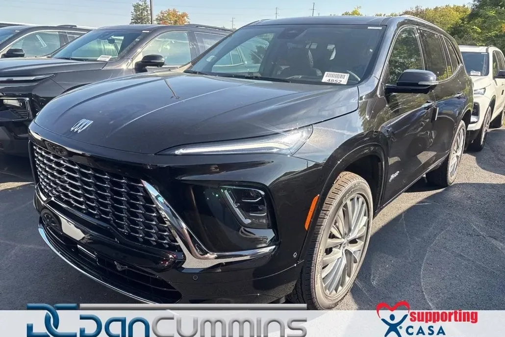 2026 Buick Enclave Avenir photo 1