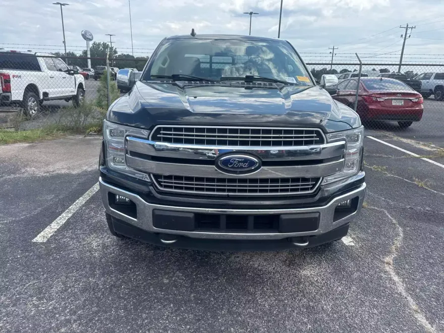 2018 Ford F-150 Lariat photo 1