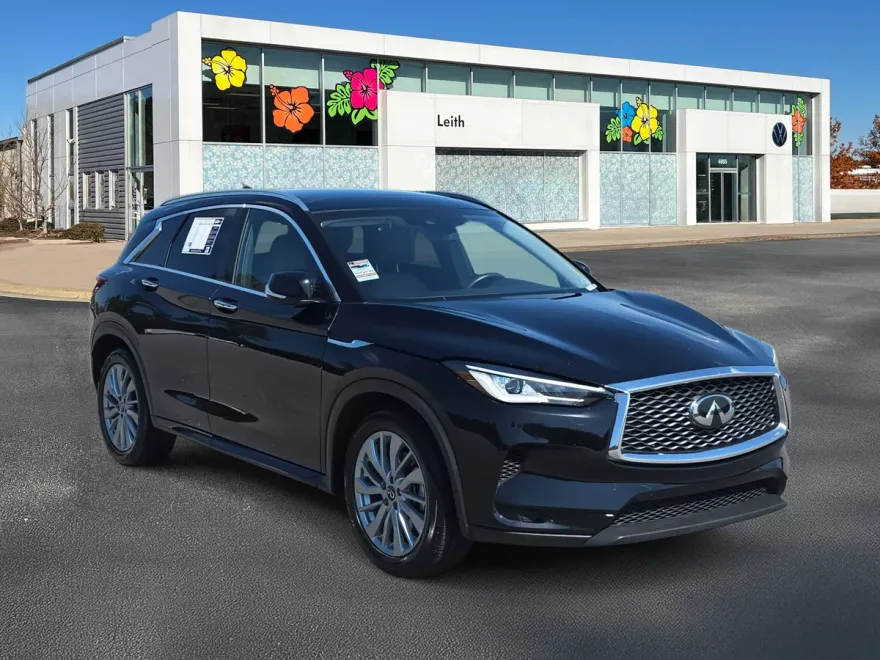 2024 Infiniti QX50 Luxe photo 1