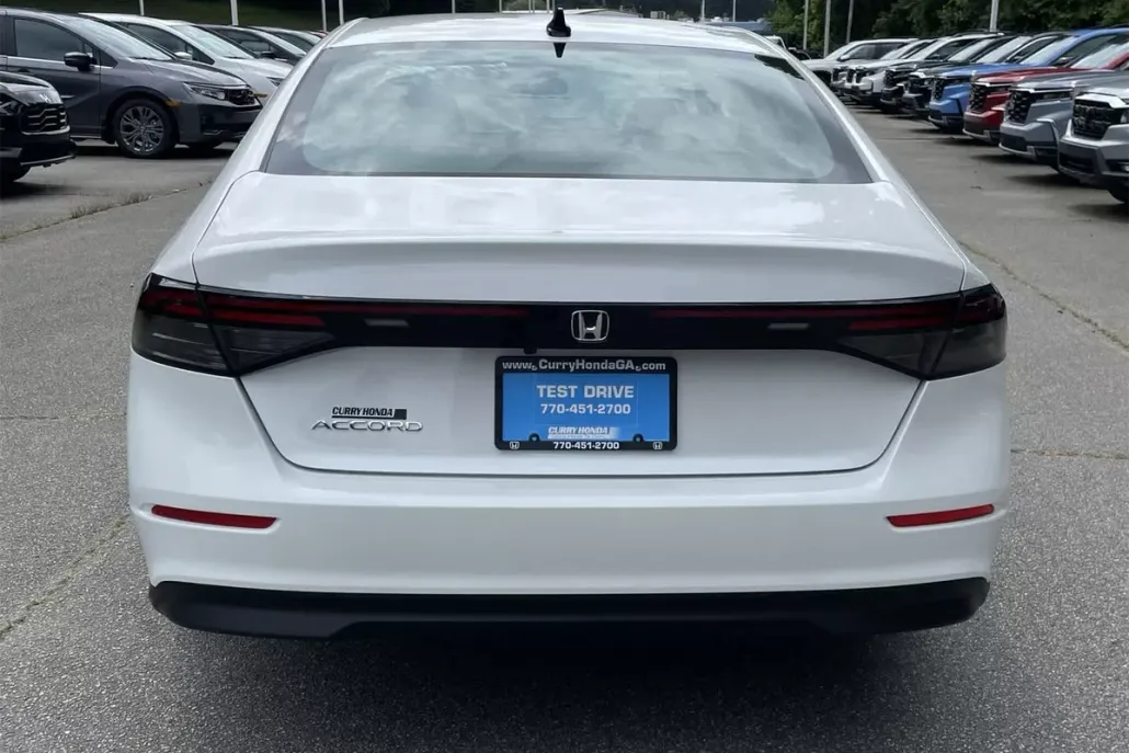 2025 Honda Accord SE photo 1
