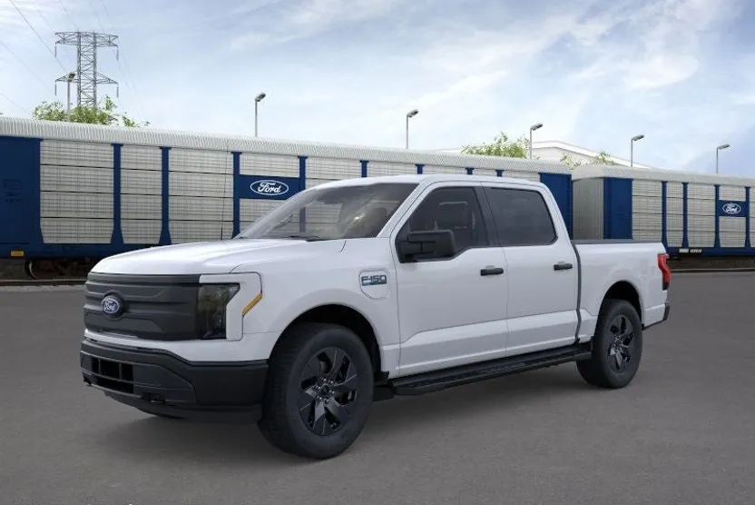 2025 Ford F-150 Lightning photo 1