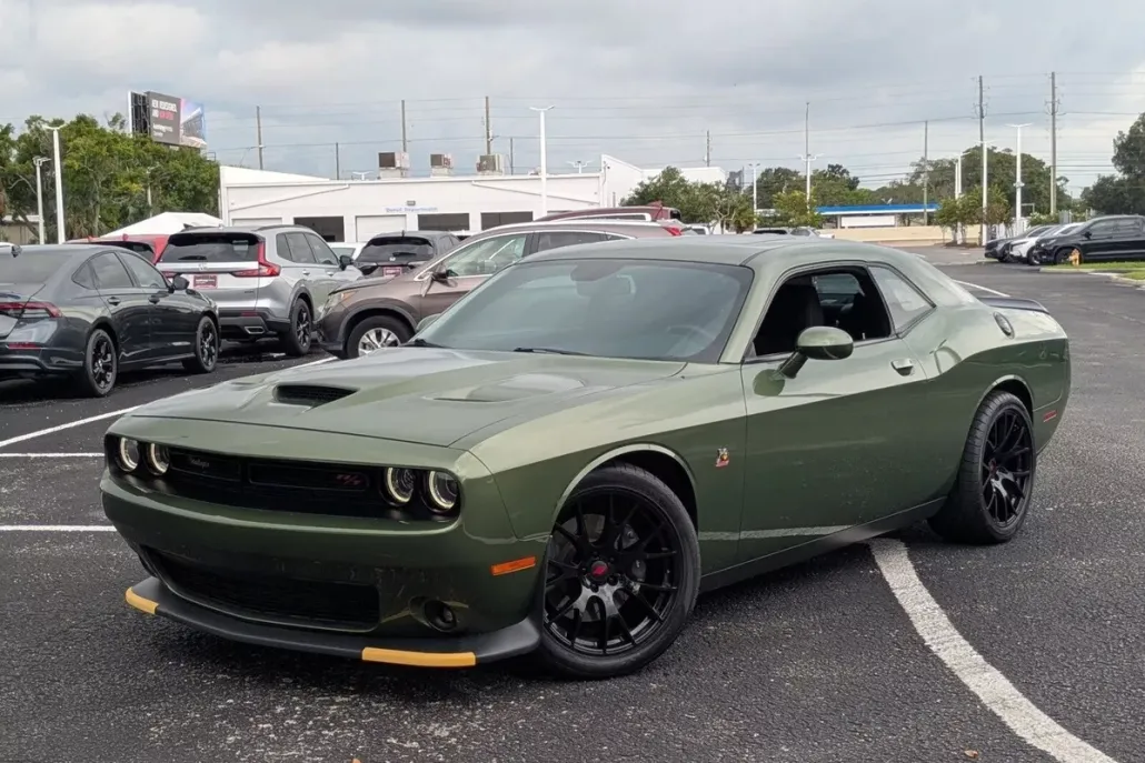 2019 Dodge Challenger R/T Scat Pack photo 1