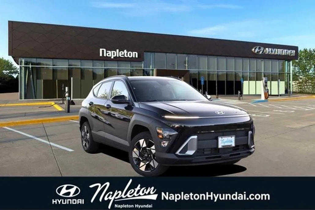 2025 Hyundai Kona SEL photo 1