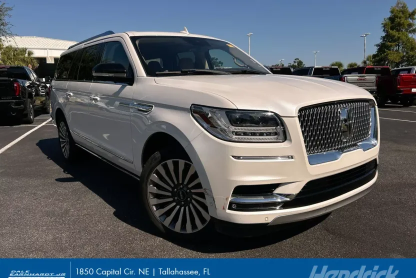 2019 Lincoln Navigator L Reserve photo 1