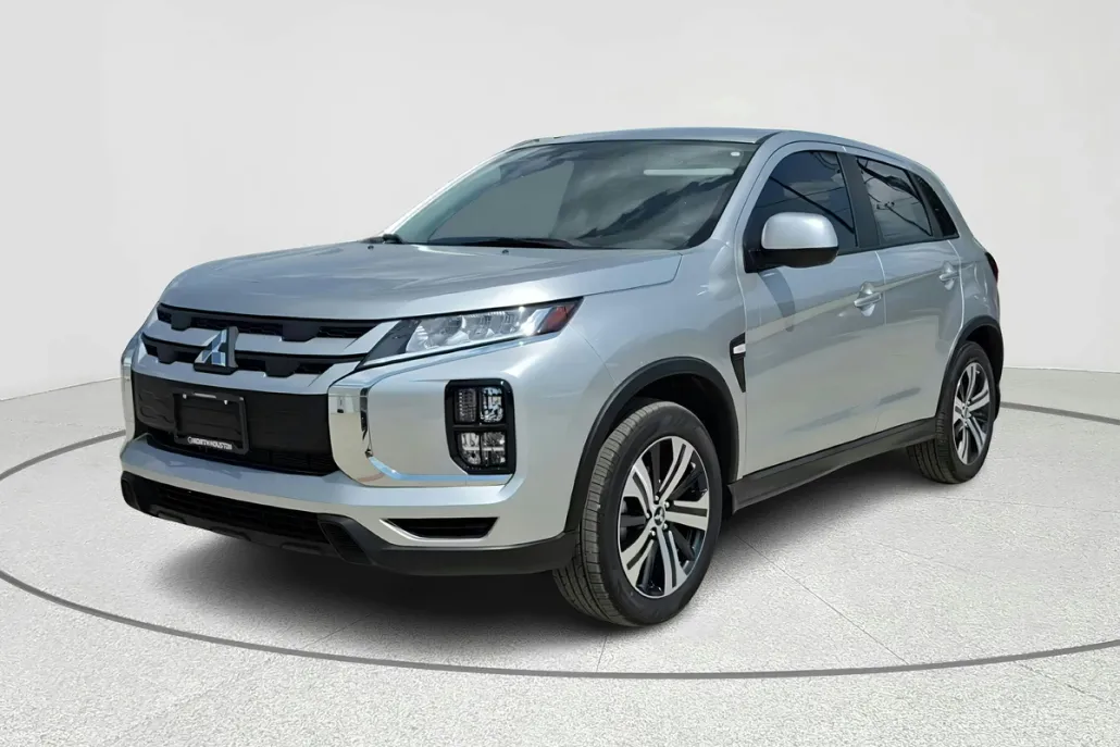 2025 Mitsubishi Outlander Sport ES photo 1