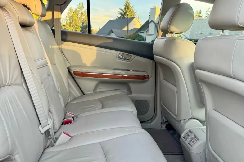 2004 Lexus RX 330 photo 1
