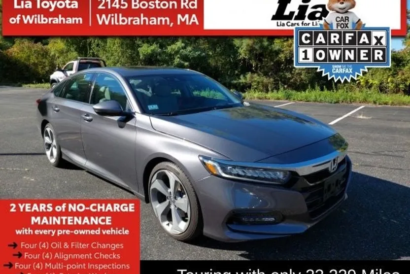 2018 Honda Accord Touring 2.0T photo 1
