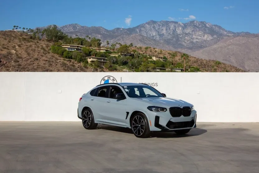 2025 Bmw X4 photo 1