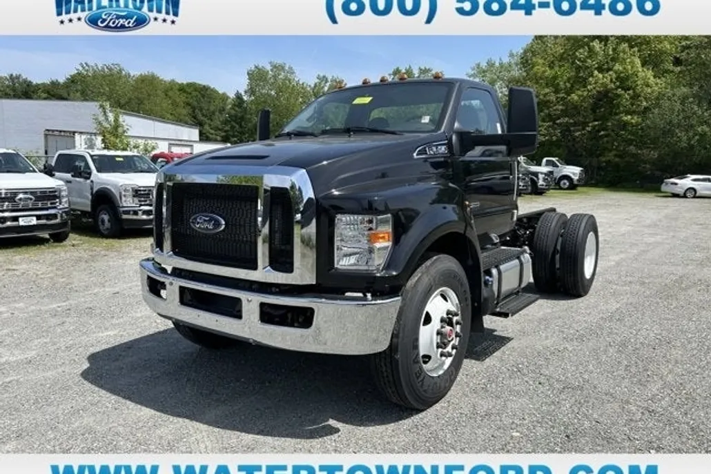 2026 Ford F-650 photo 1