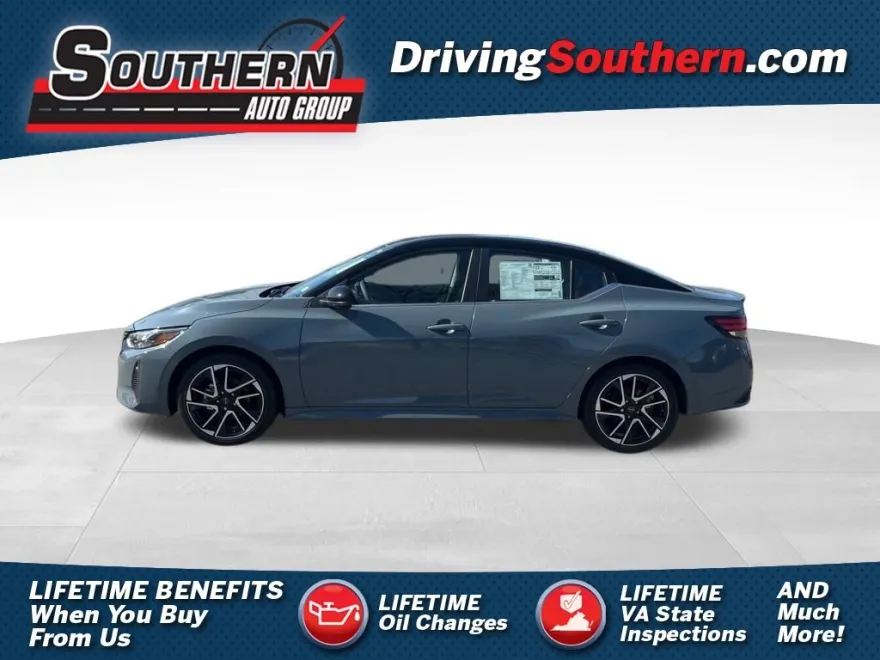 2025 Nissan Sentra SR photo 1