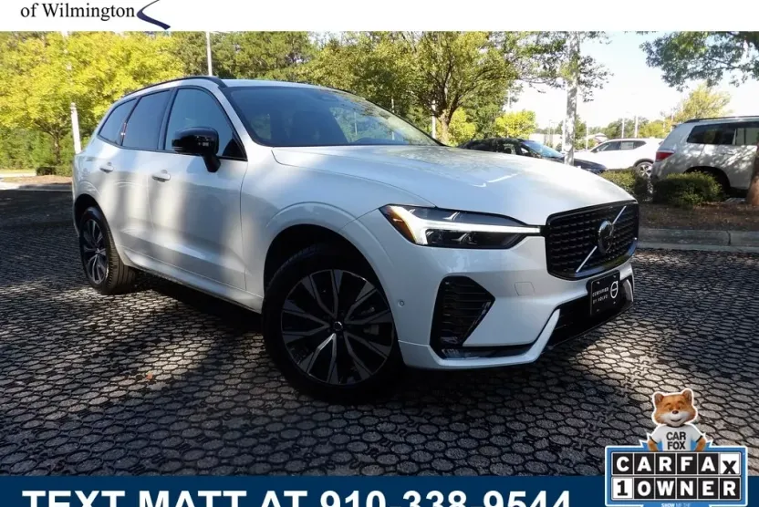 2025 Volvo XC60 B5 Plus photo 1
