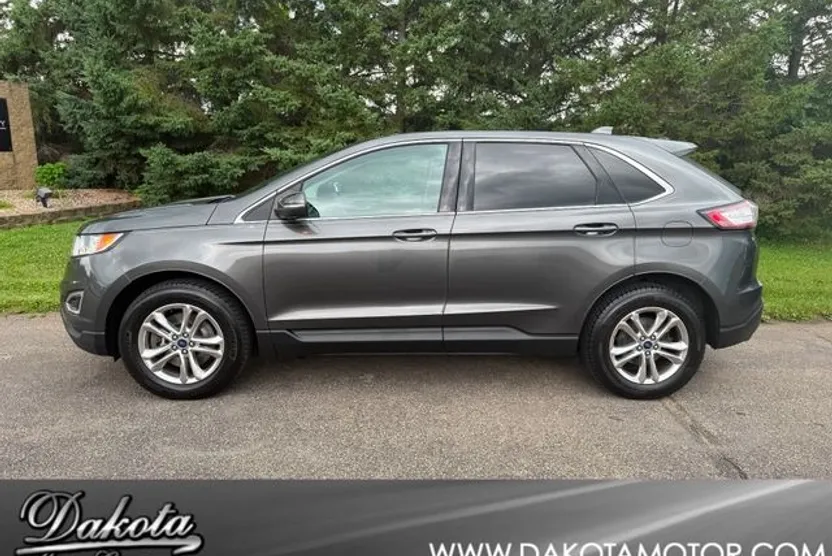 2015 Ford Edge SEL photo 1