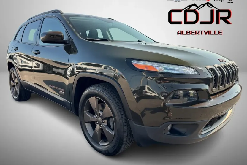 2016 Jeep Cherokee 80th Anniversary Edition photo 1