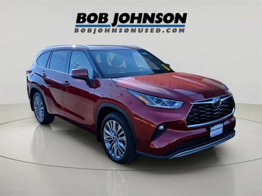 2022 Toyota Highlander Platinum photo 1