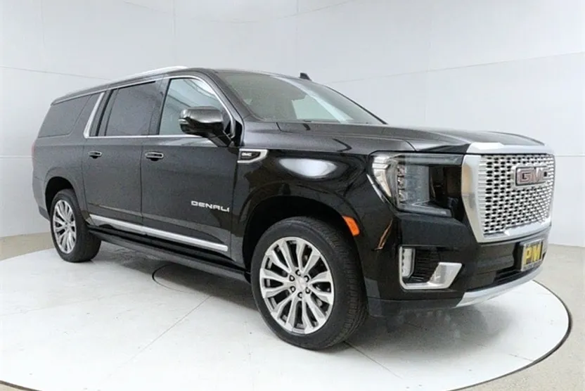 2021 Gmc Yukon XL Denali photo 1