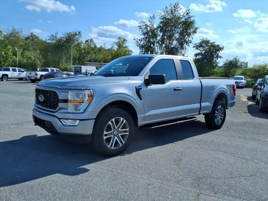2021 Ford F-150 XL photo 1