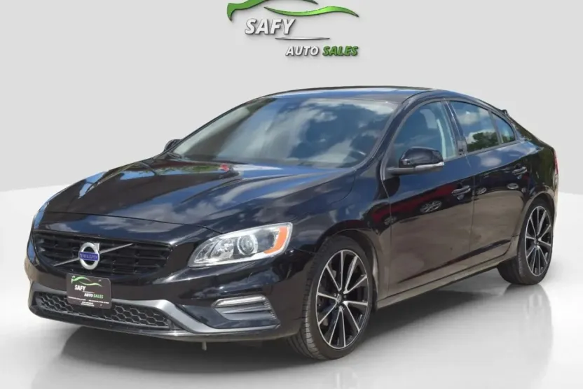 2017 Volvo S60 T5 Dynamic photo 1