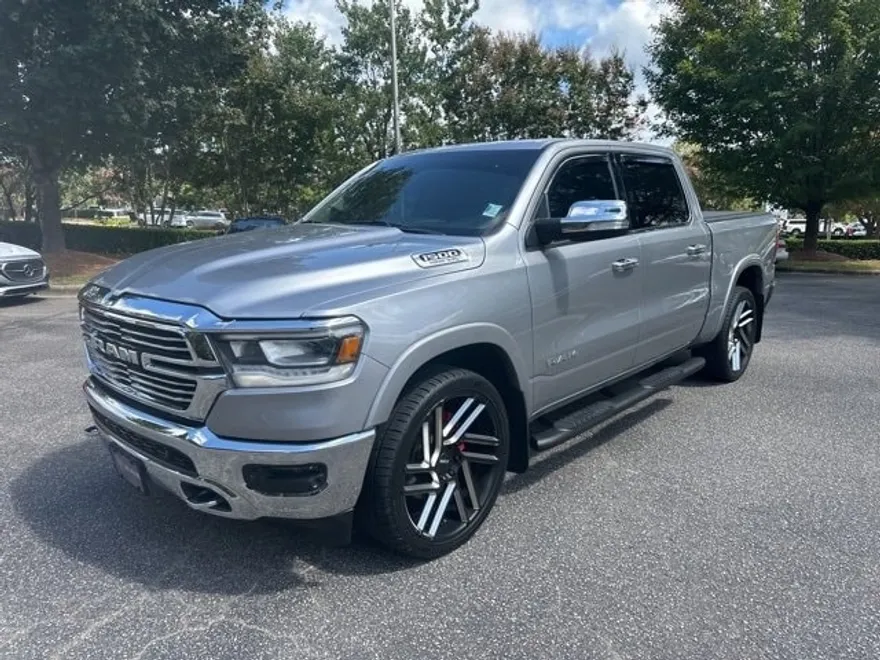 2019 Ram 1500 Laramie photo 1