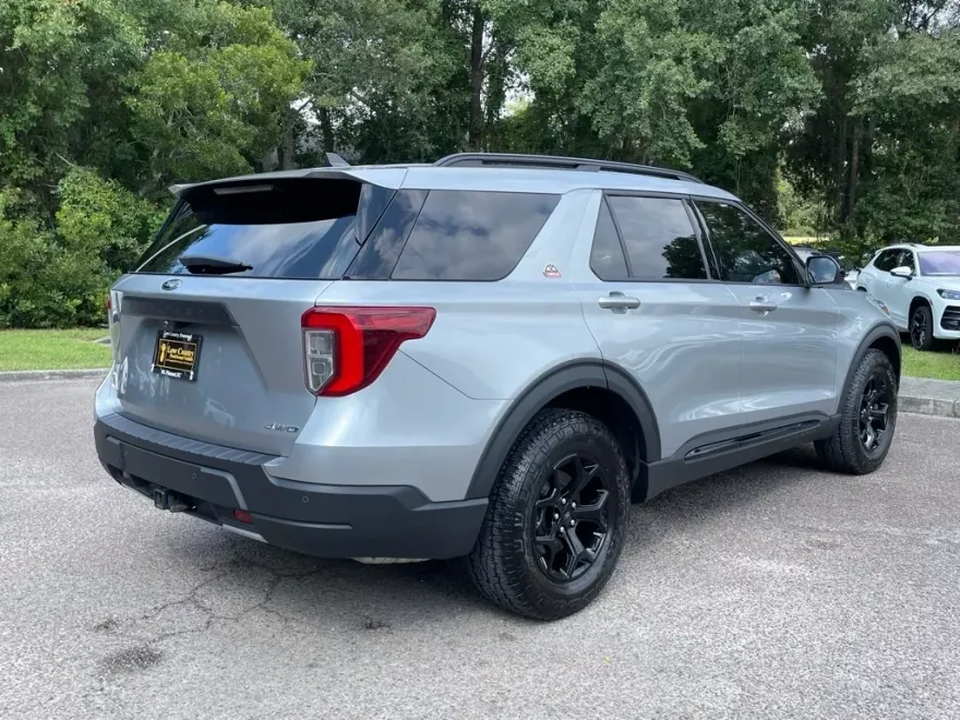 2023 Ford Explorer Timberline photo 1