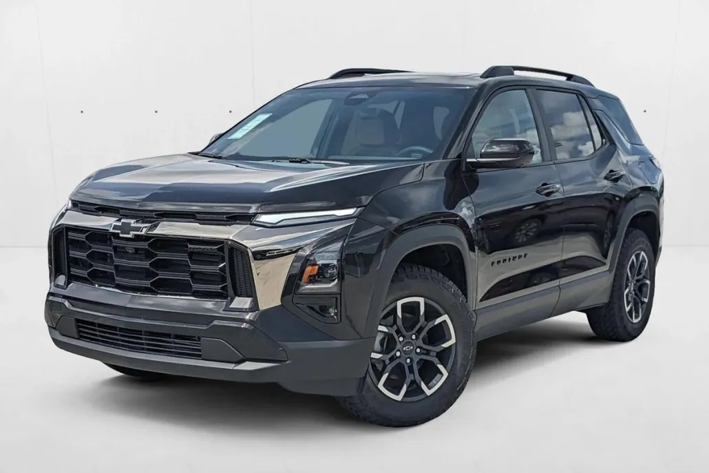 2026 Chevrolet Equinox ACTIV photo 1