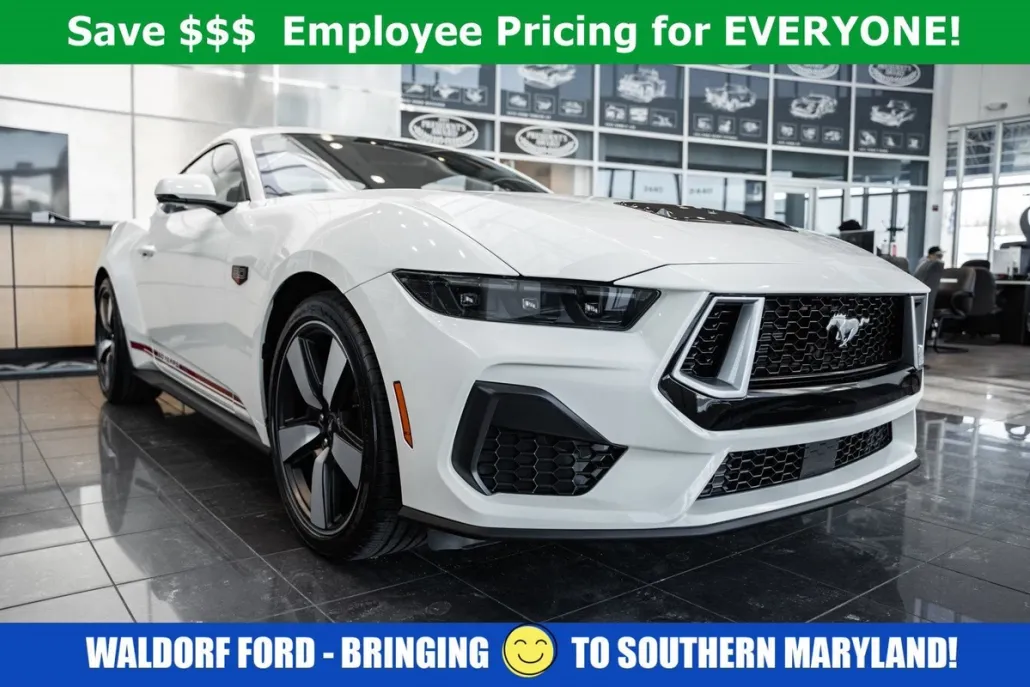 2025 Ford Mustang GT Premium photo 1